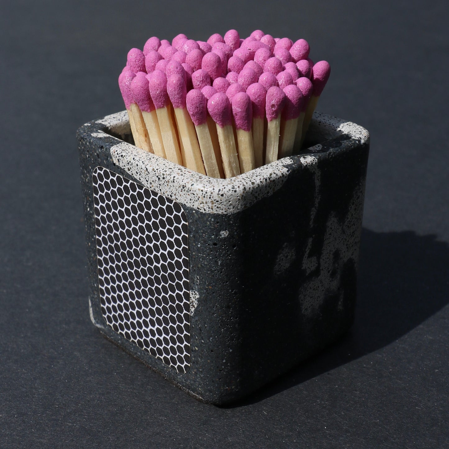 Marbled Match Pot (Black + White)