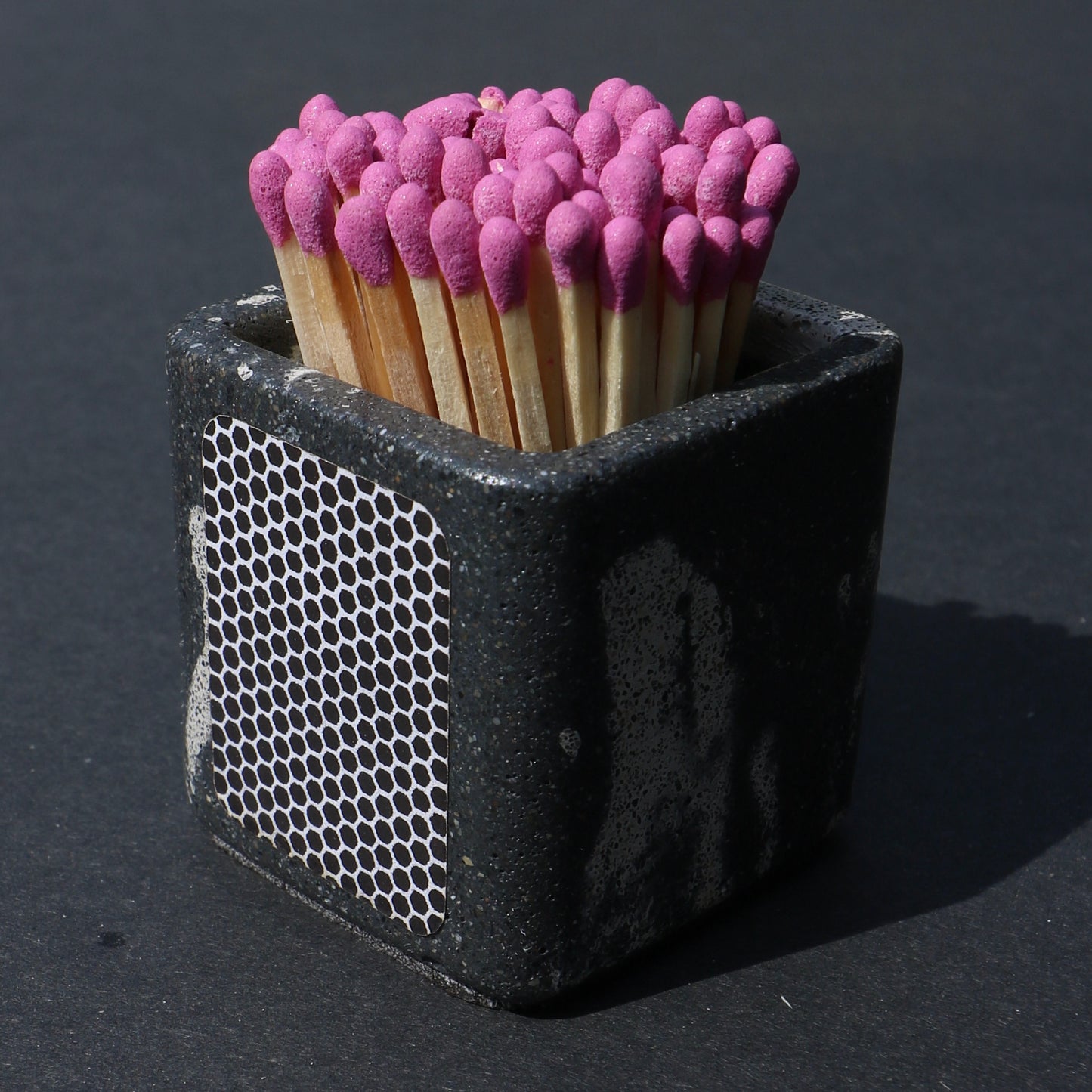 Marbled Match Pot (Black + White)