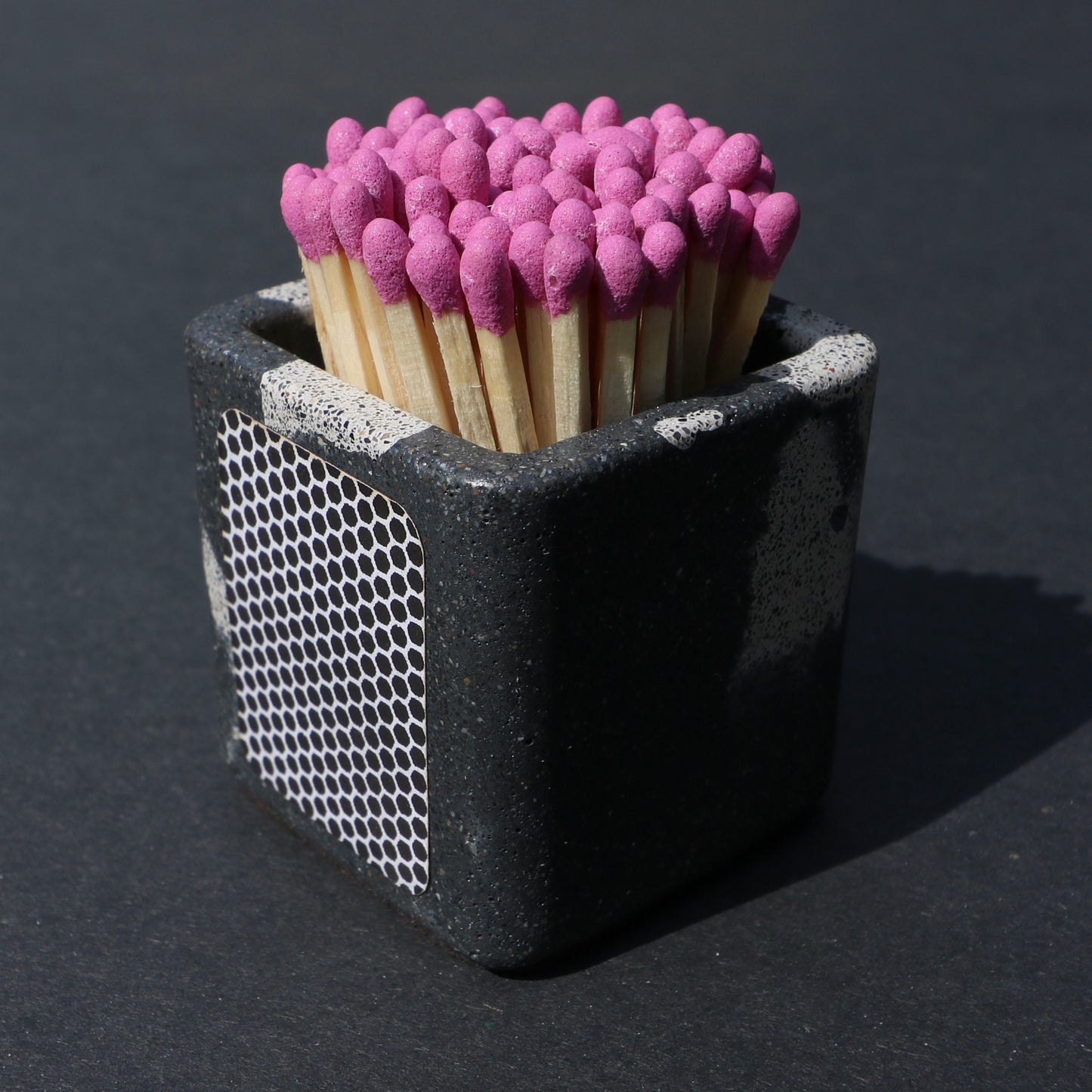 Marbled Match Pot (Black + White)