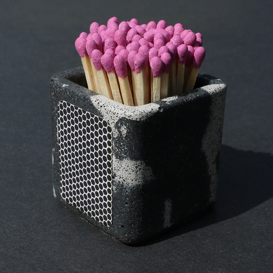 Marbled Match Pot (Black + White)